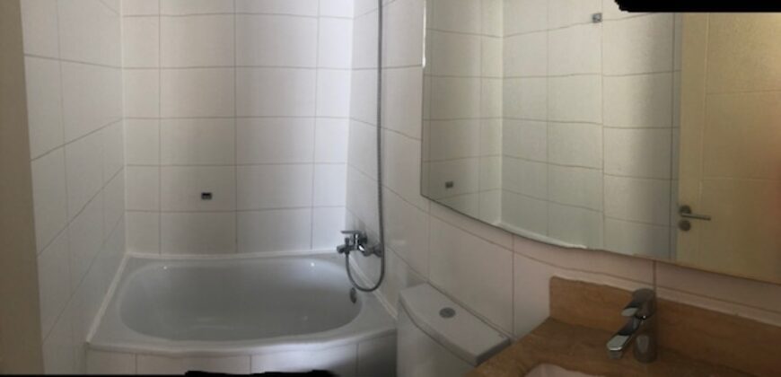 Arrendamos amplio Depto. en Condominio, sector Av. Francia.