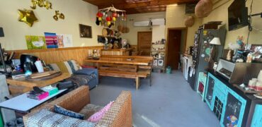 Cómoda Casa de 2 Pisos se vende, sector Oriente de Osorno.